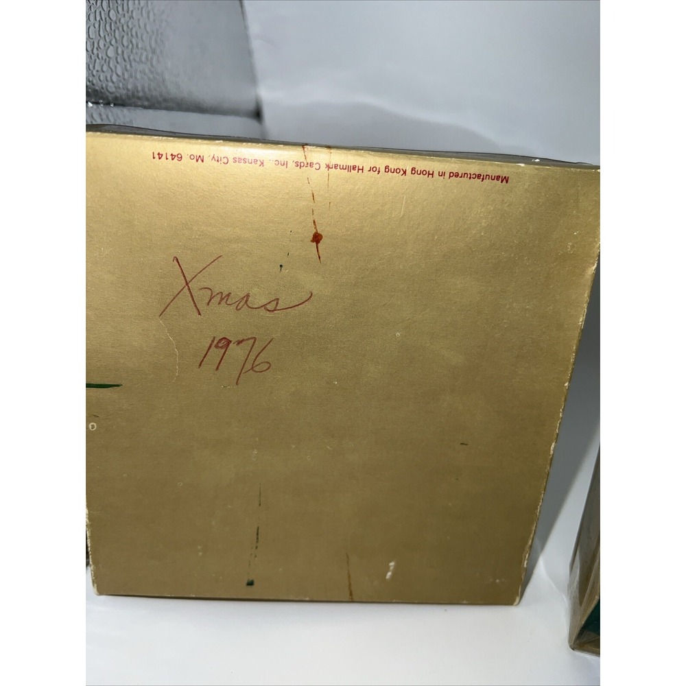 Lot If 2 Tree Trimming Collection. - Picture 4 of 4